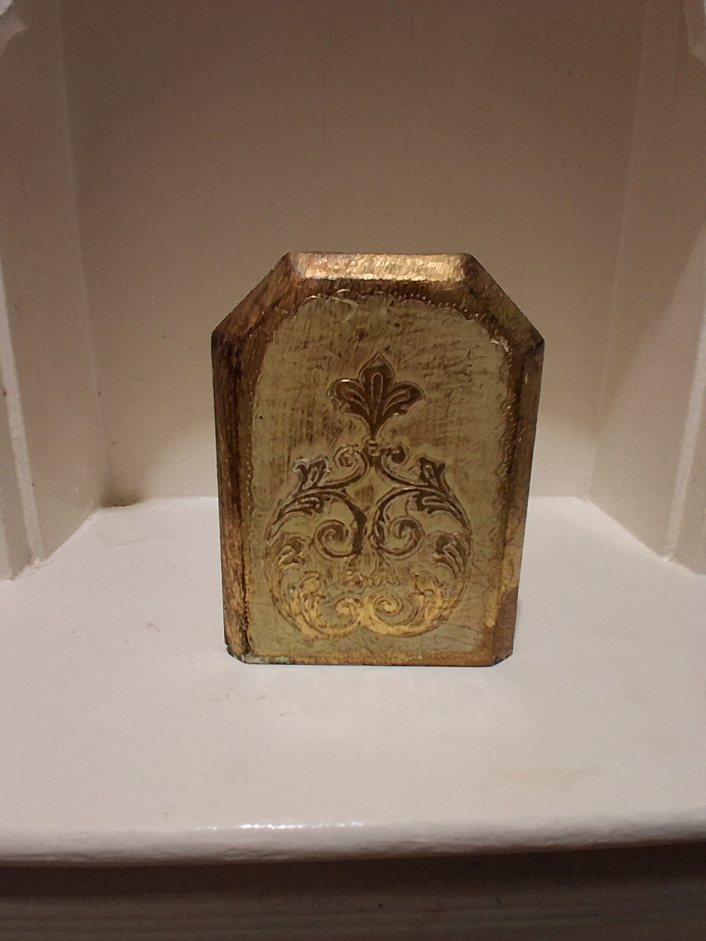 Vintage Italian Florentine Wooded Bookend (1)